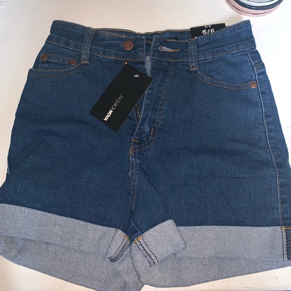 Fashion Nova Carter Denim Shorts Medium Wash